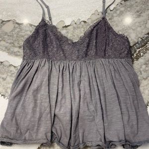 AMERICAN EAGLE Gray Tank